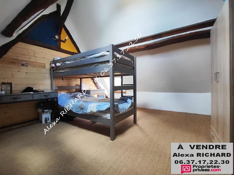 Maison - 218 m² - 11 pièces