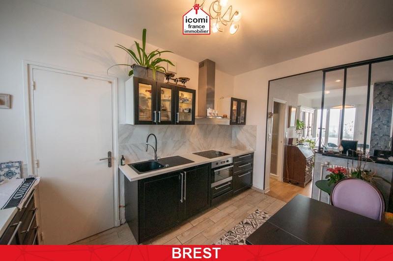 Appartement - 100 m² - 5 pièces