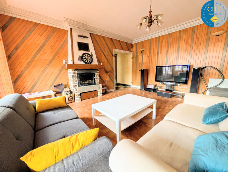 Maison - 197 m² - 8 pièces