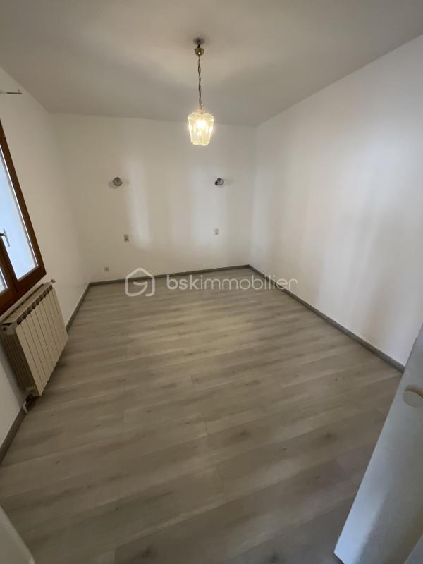 Maison - 131 m² - 3 pièces