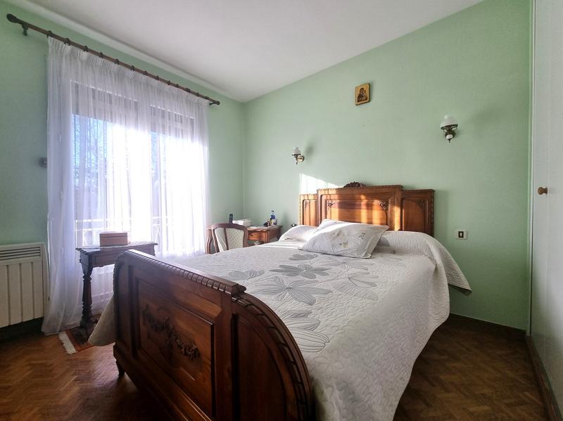 Maison traditionnelle - 137 m² - 5 pièces