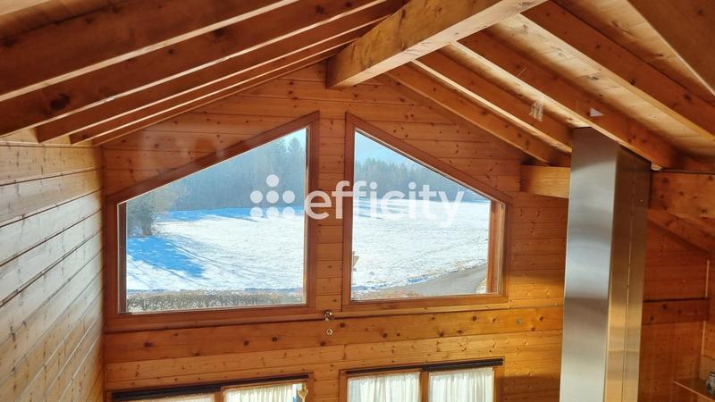 Maison - 260 m² - 10 pièces