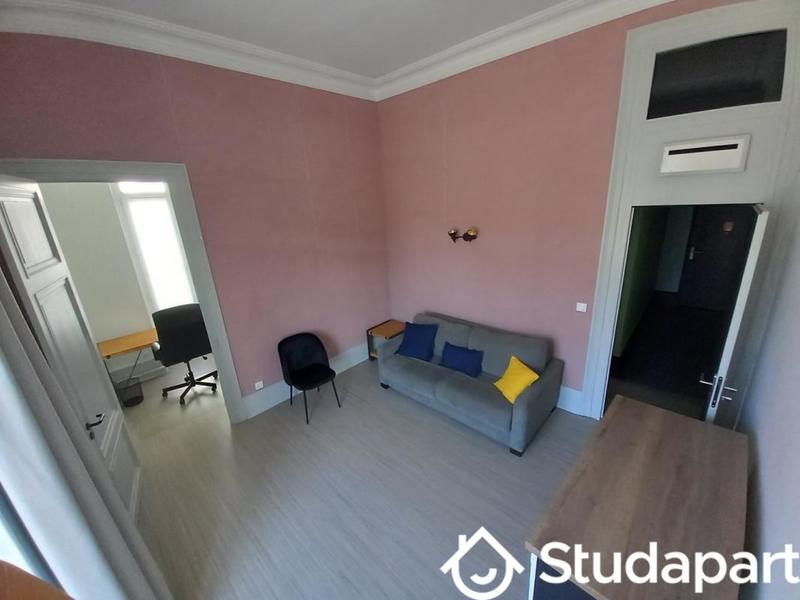 Chambre - 20 m² - 1 pièce