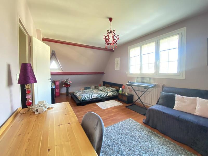 Pavillon - 170 m² - 7 pièces