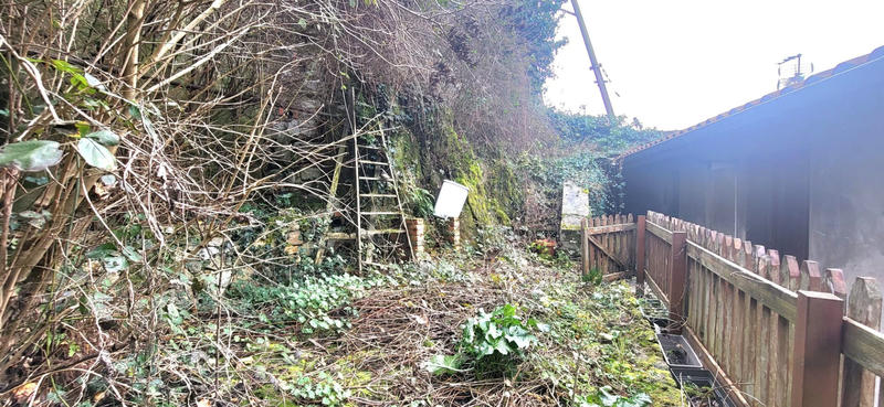 Immeuble - 180 m² - 15 pièces