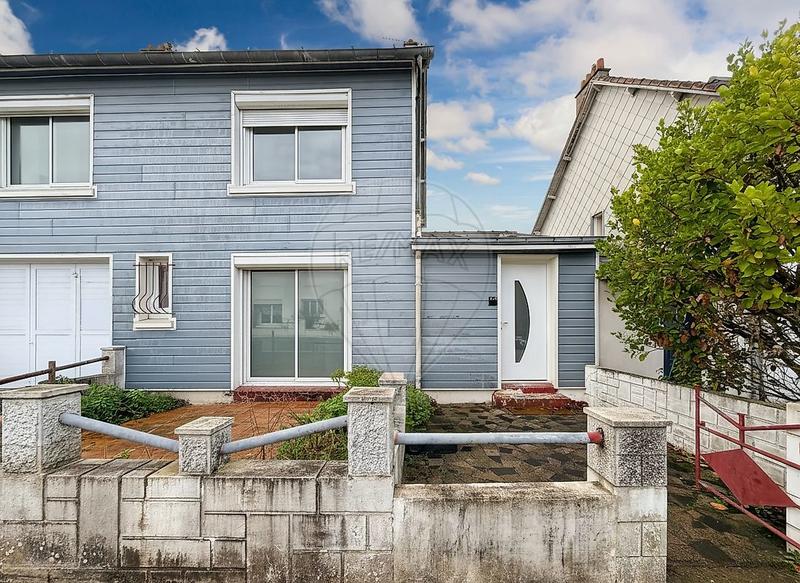 Maison - 145 m² - 7 pièces