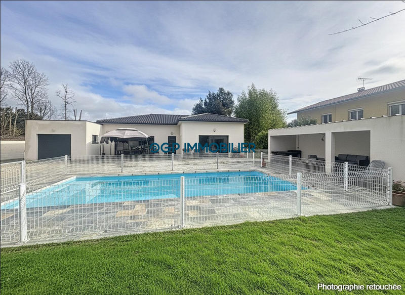 Maison traditionnelle - 150 m² - 5 pièces