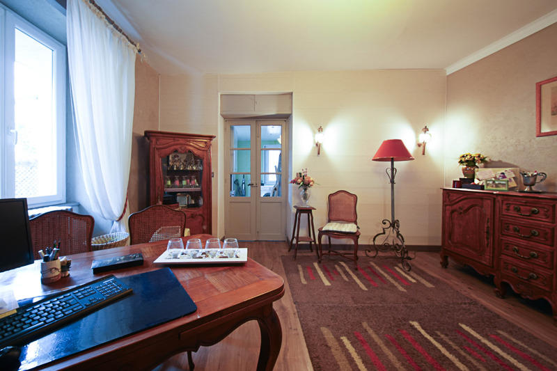 Maison - 211 m² - 6 pièces