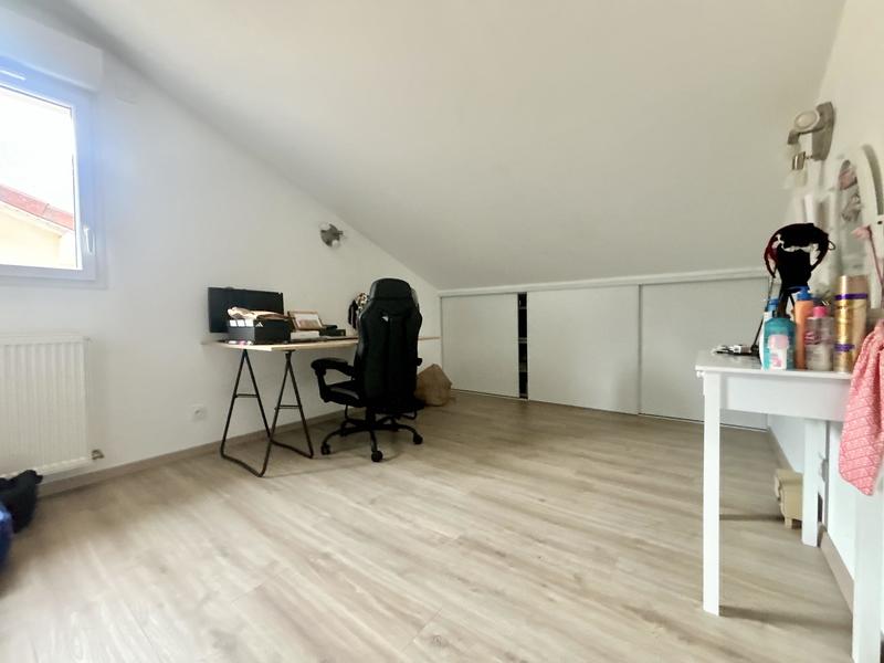 Appartement - 86 m² - 4 pièces