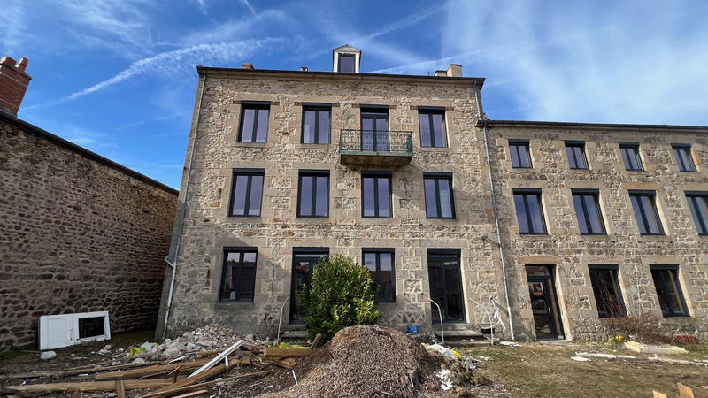 Appartement - 90 m² - 3 pièces