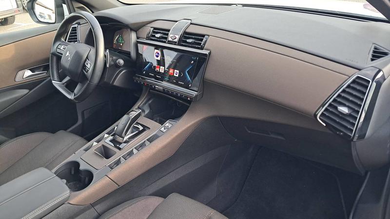 Ds Ds 7 Crossback E-tense 1.6 Thp 16v 300 Plug in Hybrid 4x4 200 So Chic - Première main Entretien constructeur