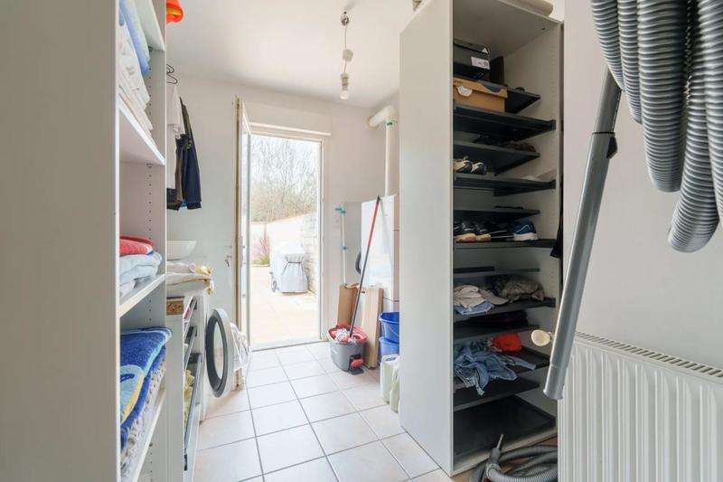 Maison - 238 m² - 8 pièces