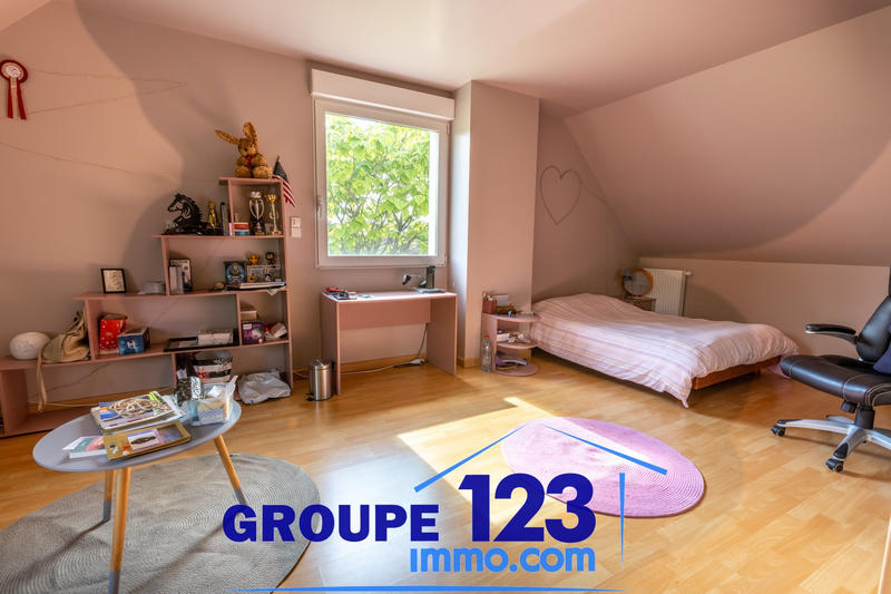 Maison - 286 m² - 7 pièces