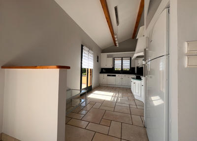 Maison - 183 m² - 8 pièces