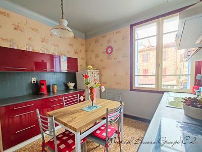 Appartement - 83 m² - 4 pièces