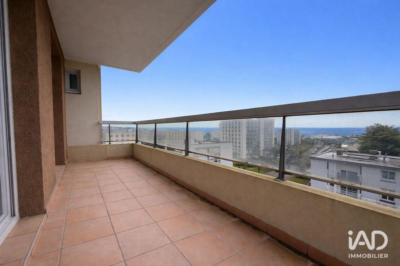 Appartement - 93 m² - 3 pièces