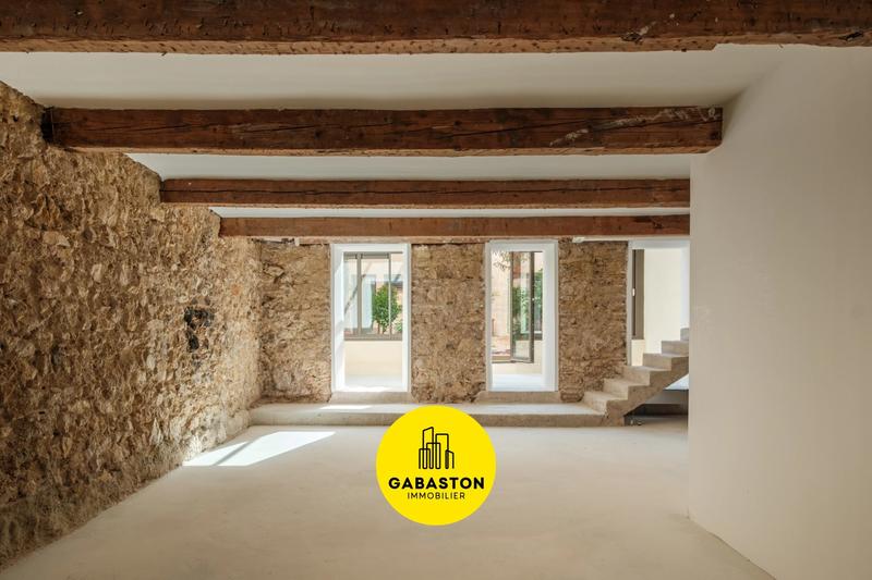 Appartement - 132 m² - 4 pièces