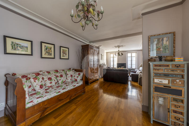 Appartement - 103 m² - 5 pièces