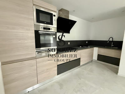 Maison - 121 m² - 5 pièces