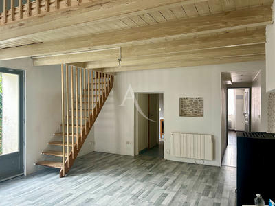 Maison - 105 m² - 4 pièces