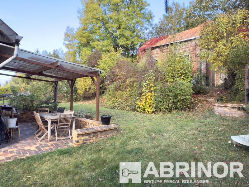 Pavillon - 130 m² - 6 pièces