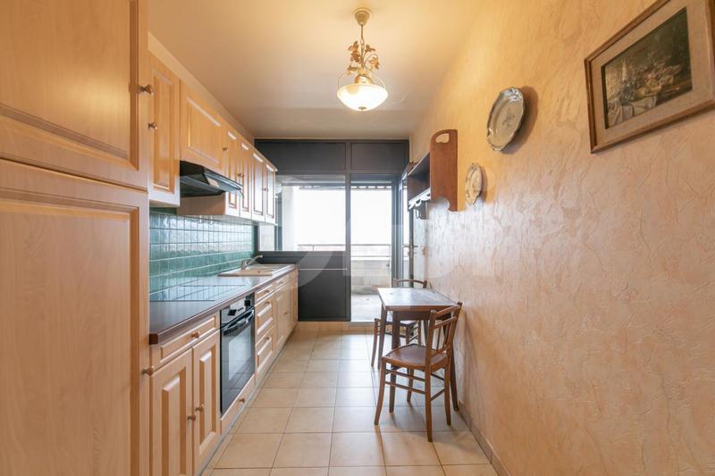 Appartement - 87 m² - 4 pièces