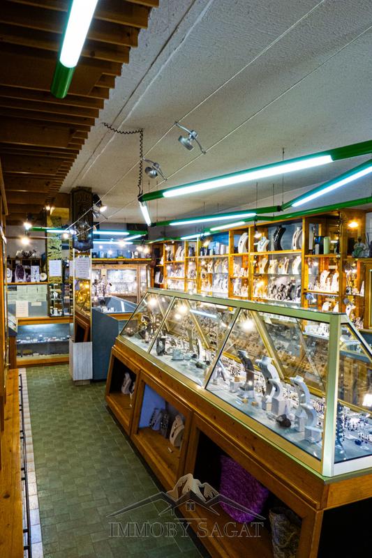 Fonds de commerce - Magasins - 85 m²