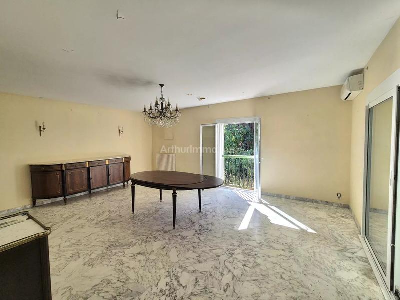 Maison - 200 m² - 7 pièces