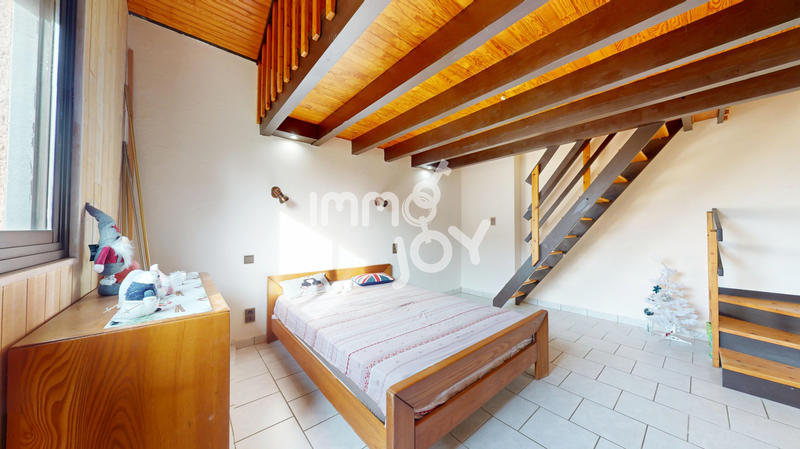 Maison - 150 m² - 5 pièces