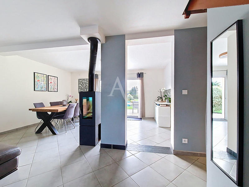 Maison - 120 m² - 6 pièces