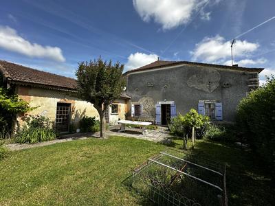Maison traditionnelle - 186 m² - 6 pièces