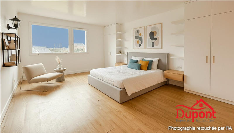 Maison - 236 m² - 10 pièces