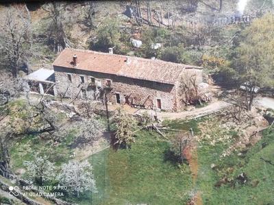 Maison - 250 m² - 6 pièces