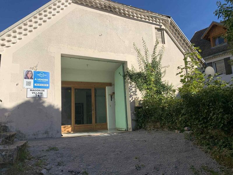 Maison de village - 116 m² - 4 pièces