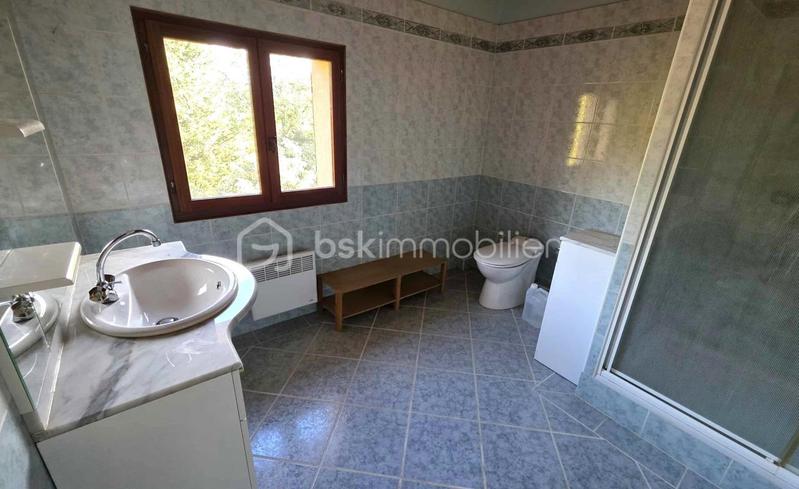 Maison traditionnelle - 176 m² - 7 pièces