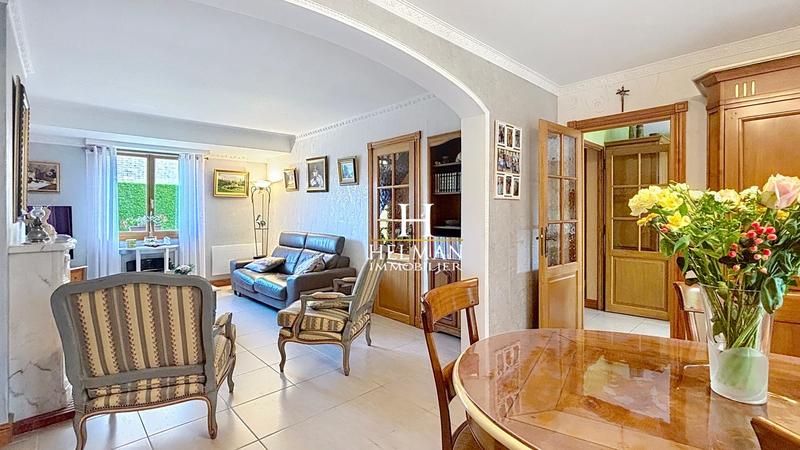 Maison - 138 m² - 6 pièces