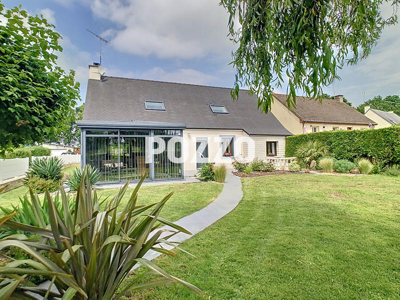 Maison - 170 m² - 8 pièces