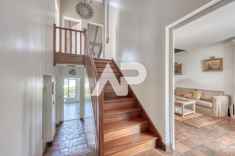 Maison - 140 m² - 7 pièces