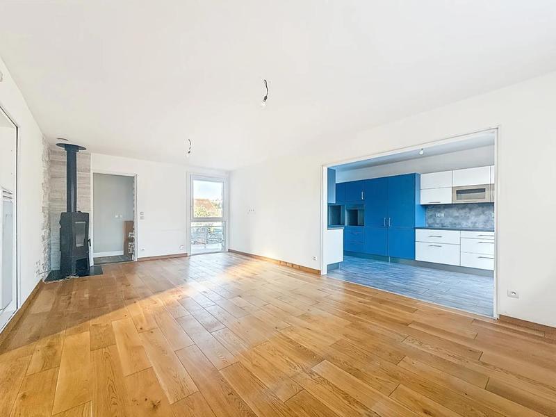 Maison - 144 m² - 6 pièces