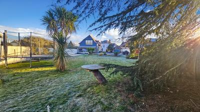 Maison - 205 m² - 8 pièces