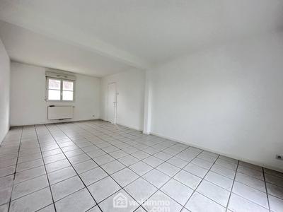 Maison - 80 m² - 3 pièces