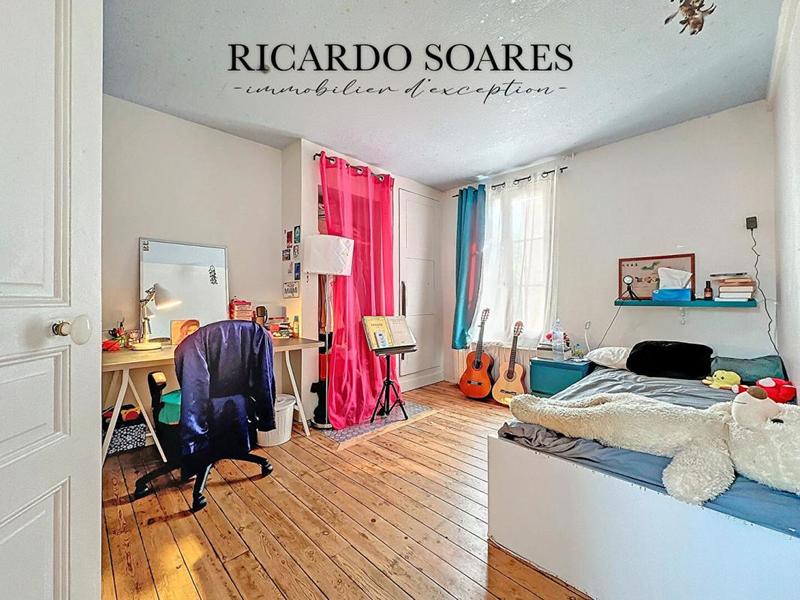 Maison - 175 m² - 7 pièces