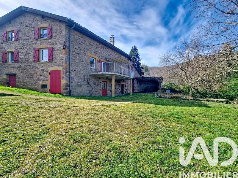 Maison - 167 m² - 6 pièces