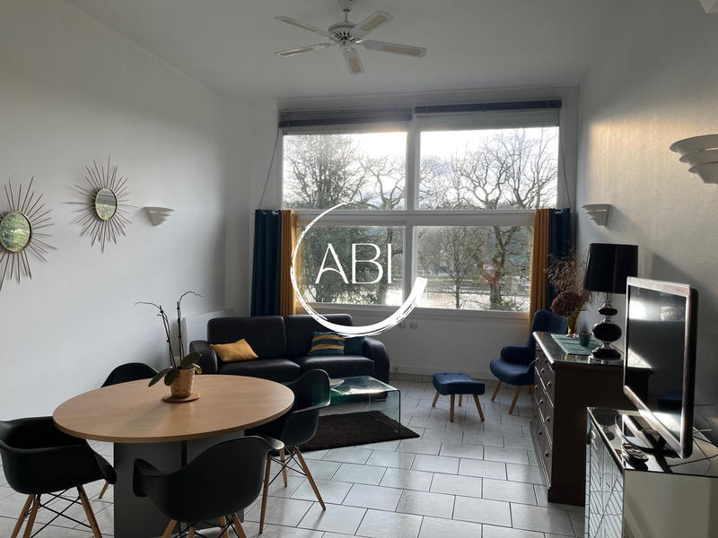 Appartement - 70 m² - 2 pièces