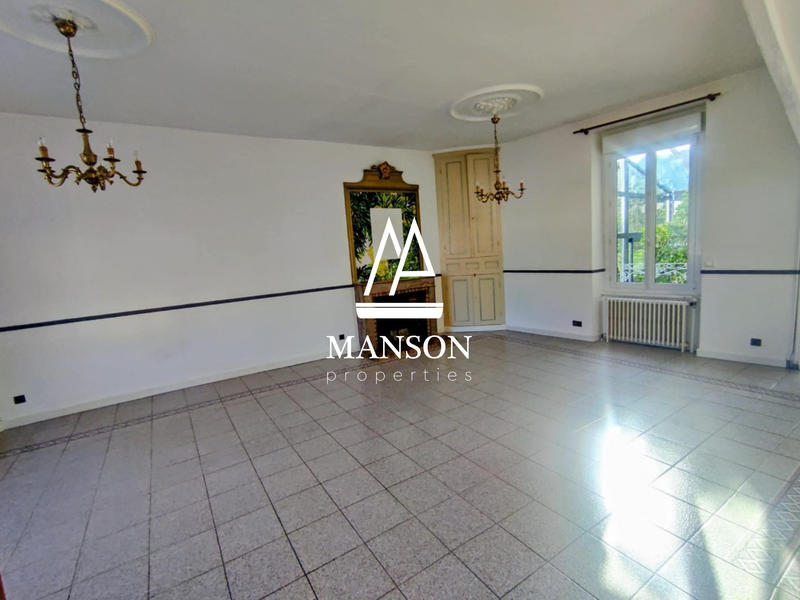 Maison ancienne - 139 m² - 8 pièces