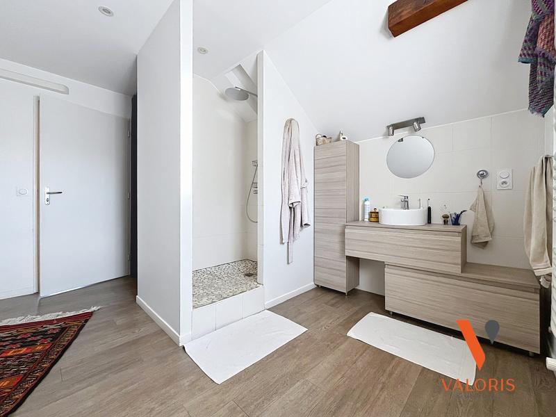 Maison - 148 m² - 5 pièces