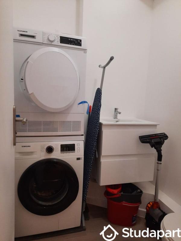 Chambre - 101 m² - 1 pièce