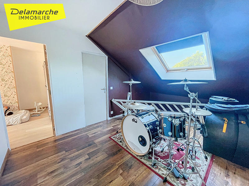 Maison - 250 m² - 7 pièces