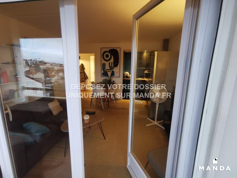 Chambre - 10 m² - 4 pièces