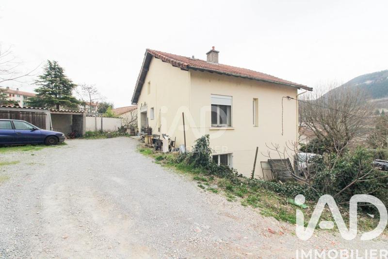 Maison - 148 m² - 6 pièces